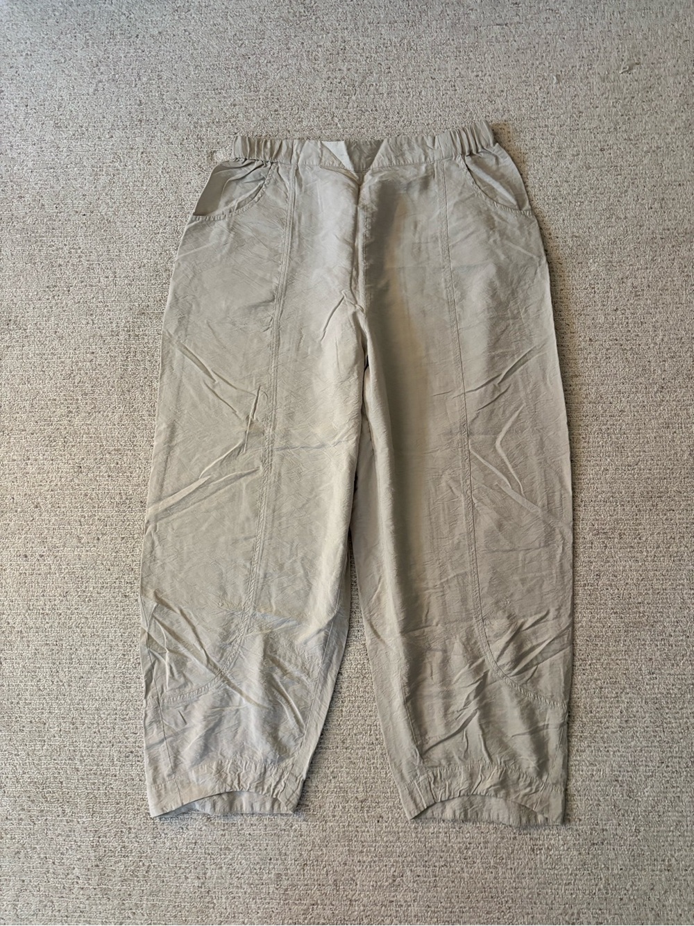 Relaxed Elastic-Waist Joggers in Light Tan
